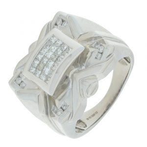 18ct White Gold 1.36ct Diamond Signet Ring