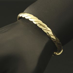 9ct Yellow Gold Children&#8217;s Boxing Glove Bangle
