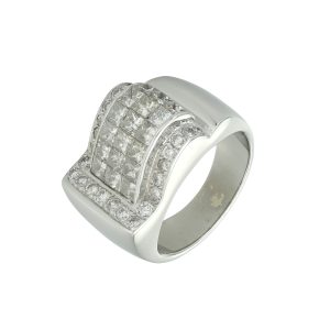 18ct White Gold 1.70ct Diamond Buckle Ring