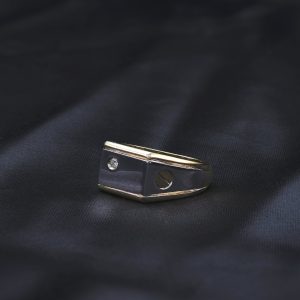 18ct Yellow &#038; White Gold Diamond Signet Ring