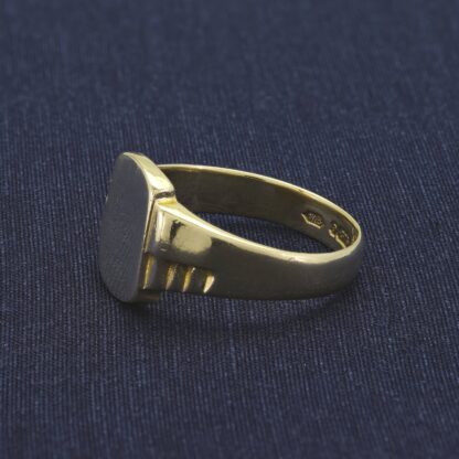 9ct Yellow Gold Signet Ring - Image 3