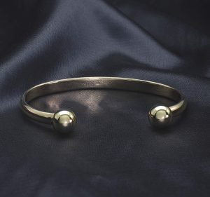 9ct Yellow Gold Torque Bangle