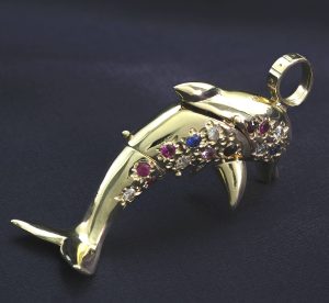 9ct Yellow Gold Gemstone, Ruby &#038; Pink Sapphire Dolphin Pendant