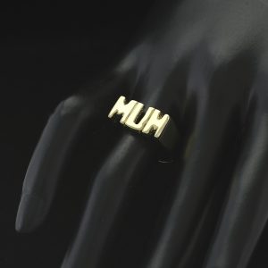 9ct Yellow Gold &#8220;MUM&#8221; Ring