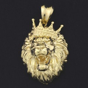 Private: 9ct Yellow Gold Lion Pendant
