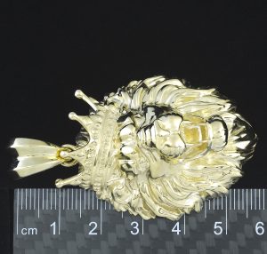 Private: 9ct Yellow Gold Lion Pendant