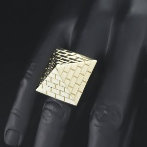 9ct Yellow Gold Pyramid Ring