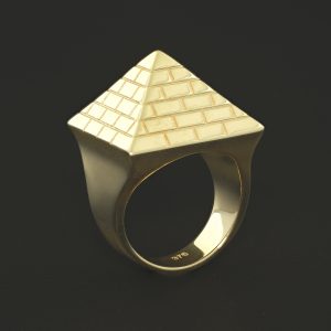 9ct Yellow Gold Pyramid Ring