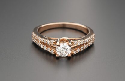 9ct Rose Gold 0.50ct Diamond Ring & Diamond Shoulders