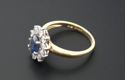 18ct Yellow Gold Sapphire & Diamond Cluster Ring