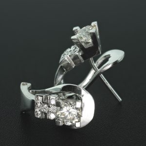 18ct White Gold 0.70ct Diamond Drop Earrings