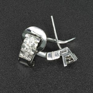 18ct White Gold 0.70ct Diamond Drop Earrings