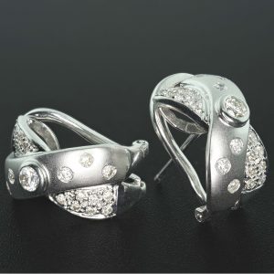 18ct White Gold 0.60ct Diamond Drop Earrings