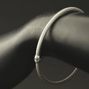 18ct White Gold Patterned Hinge Bangle