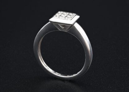 18ct White Gold 0.25ct Diamond Square Cluster Ring