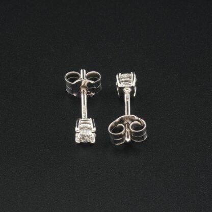 18ct White Gold 0.29ct Round Diamond Studs