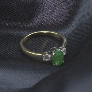 18ct Yellow Gold 0.50ct Emerald 0.15ct Diamond Trilogy Ring