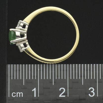 18ct Yellow Gold 0.50ct Emerald 0.15ct Diamond Trilogy Ring - Image 3