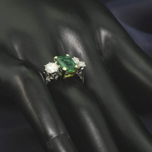 Variable product, sale, tax with a long title going over three lines max