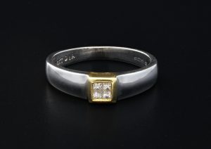 18ct White Gold 0.13ct Princess Cut Diamond Cluster Ring