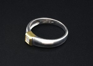 18ct White Gold 0.13ct Princess Cut Diamond Cluster Ring