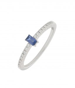 18ct White gold baguette cut sapphire &#038; diamond shoulders