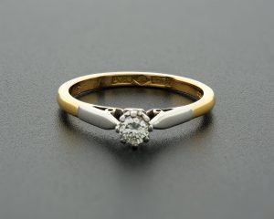 18ct Yellow &#038; white gold 0.20ct diamond solitaire ring