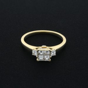 18ct Yellow Gold 0.58ct Princess Cut Diamond Ring