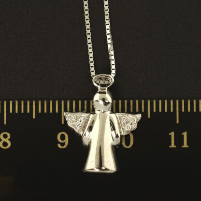 18ct White Gold Diamond Angel Pendant & 18ct Chain - Image 4