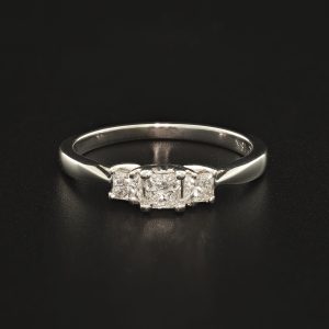 18ct White Gold 0.45ct Three Stone Diamond Ring