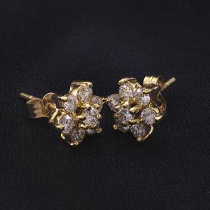 18ct Yellow Gold 1.00ct Diamond Cluster Necklace &#038; Earring Set 19&#8243;