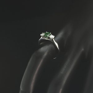 Platinum 0.20ct Emerald &#038; 0.20ct Diamond Trilogy Ring