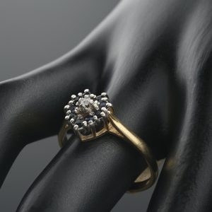 9ct Yellow Gold Diamond and Sapphire Heart Ring