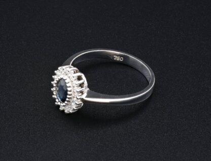 18ct White Gold Sapphire & Diamond Cluster Ring