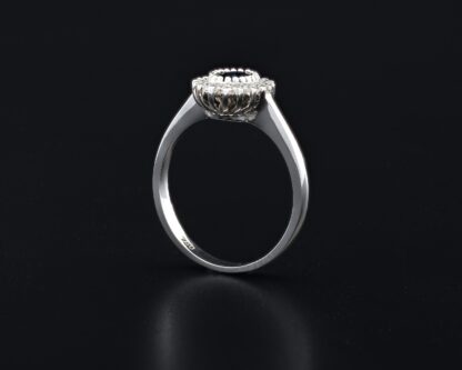 18ct White Gold Sapphire & Diamond Cluster Ring