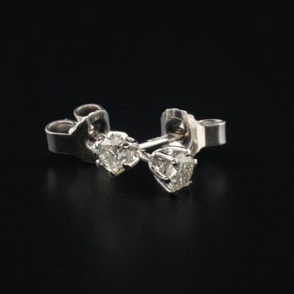 18ct White Gold 0.33ct Round Diamond Studs