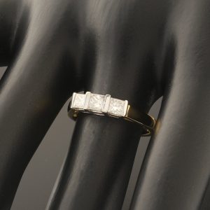 18ct Yellow Gold 0.55ct Diamond Three Stone Ring