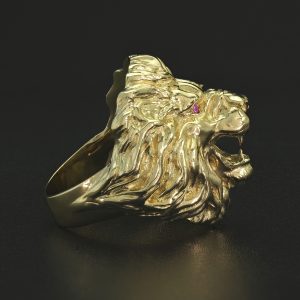 9ct Yellow Gold Heavy Lion Ring
